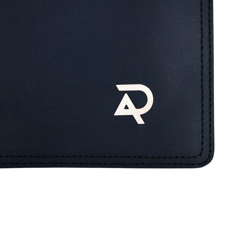Desk mat stitches with Davvero Uk logo